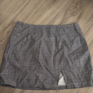 Mini Skirt in Black & White Glen Plaid